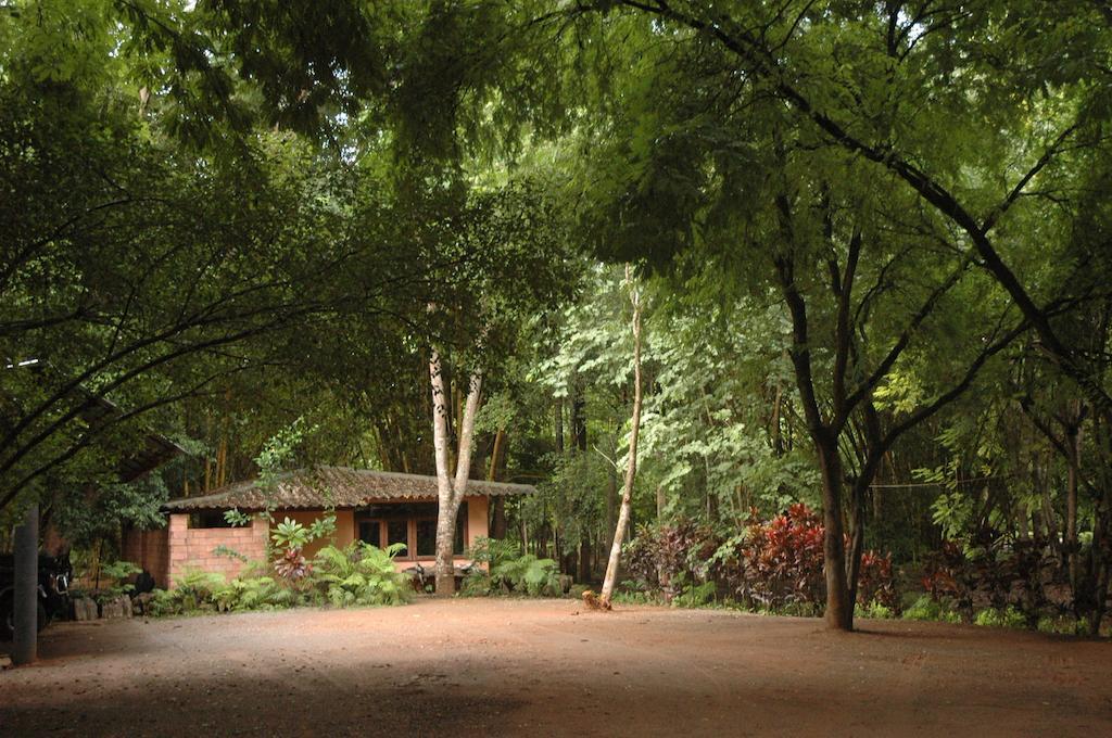 Momchailai Forest Retreat Kanchanaburi Extérieur photo